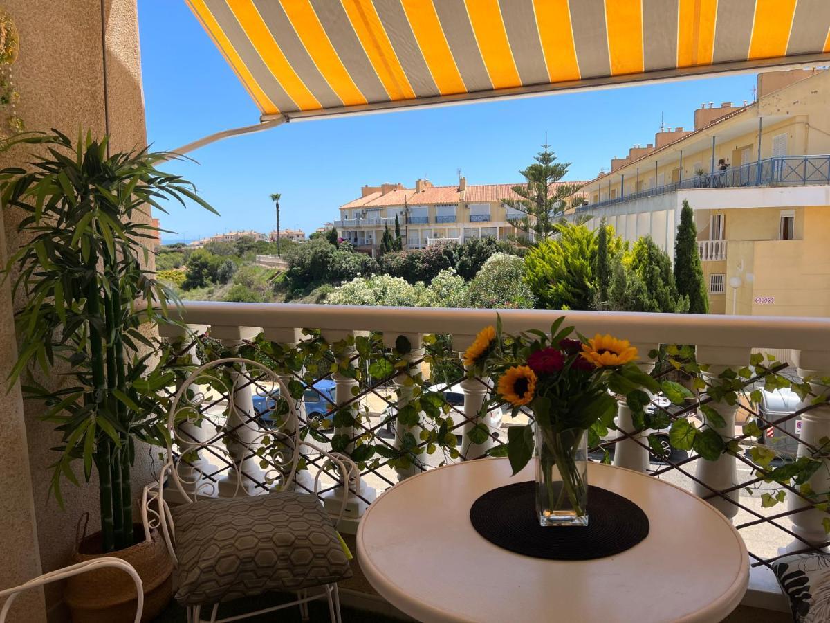 Parque Aromatico Con Dos Piscinas Lägenhet Torrevieja Exteriör bild